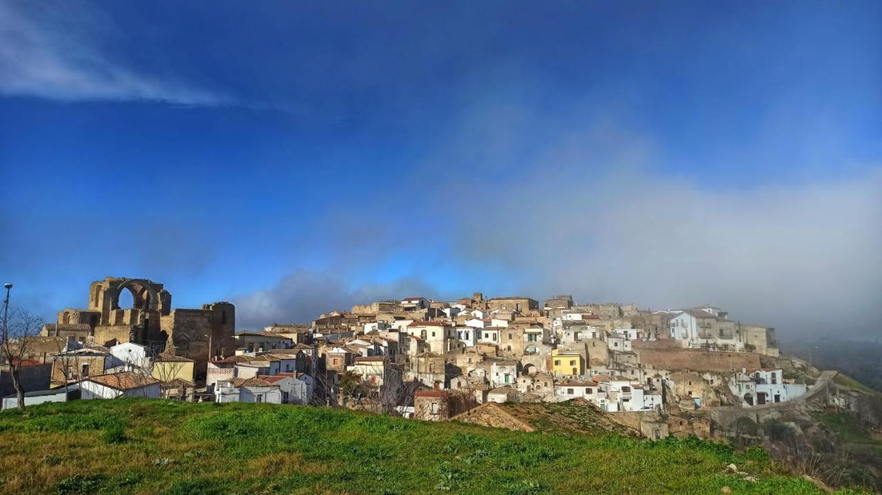 Il Centro Storico Grottole Exterior foto