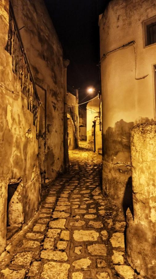Il Centro Storico Grottole Exterior foto
