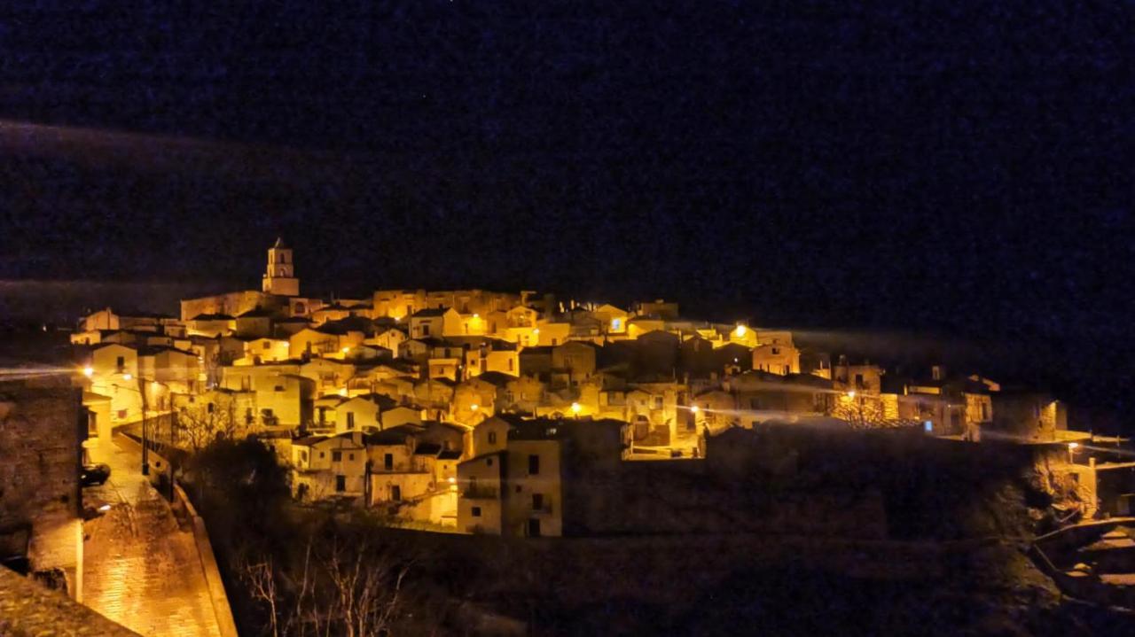 Il Centro Storico Grottole Exterior foto